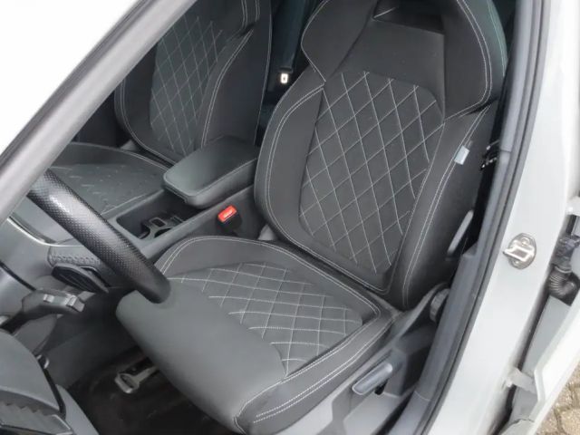 Skoda Karoq 2.0 TSI 4x4 Sportline