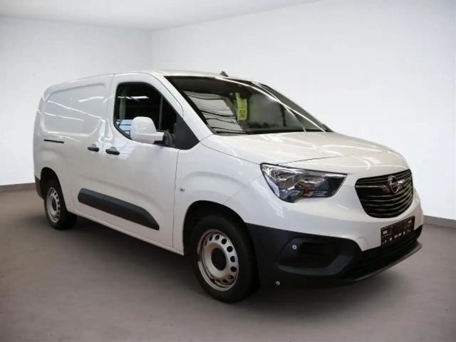Opel Combo COMBO CARGO 19 CARGO XL 1,5D NAVI, SHZ, PDC, 3-SIT