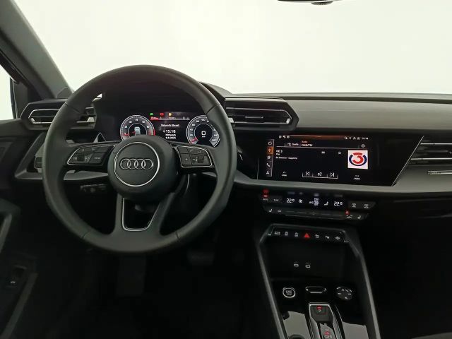 Audi A3 30 TFSI Sedan