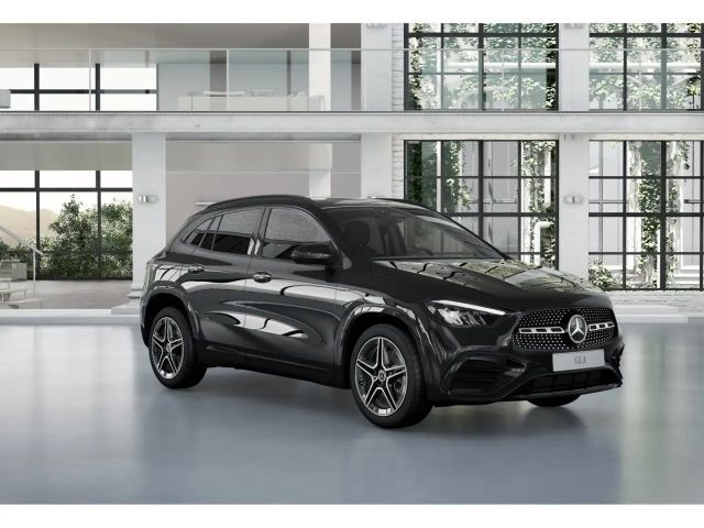 Mercedes-Benz GLA 180 AMG Line