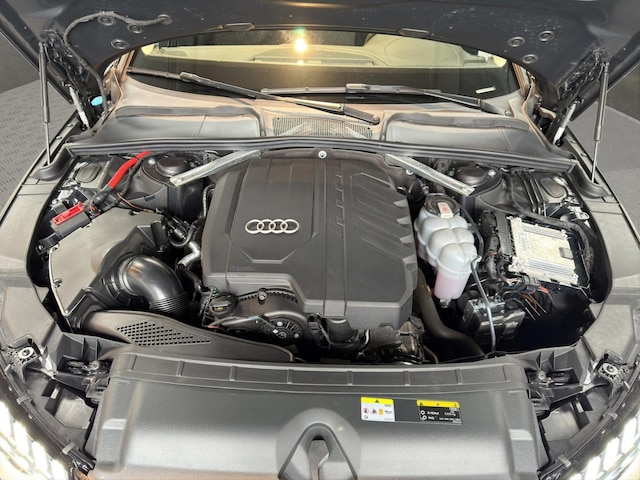 Audi A4 35 TFSI Avant S-Tronic