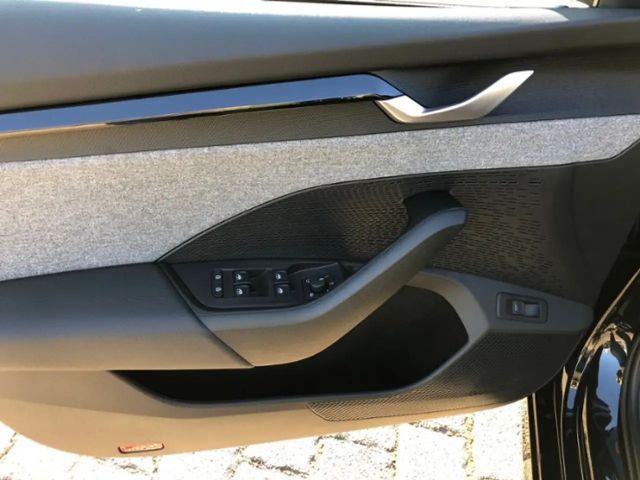 Skoda Octavia Combi Tour