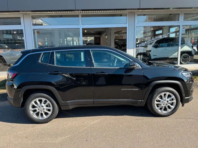 Jeep Compass Altitude Hybrid