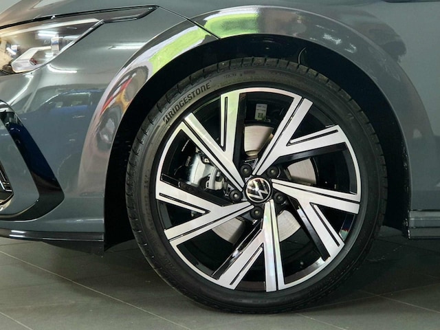 Volkswagen Golf 2.0 TSI R-Line Variant