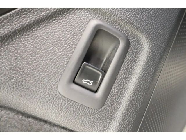 Volkswagen Passat 2.0 TDI R-Line Variant