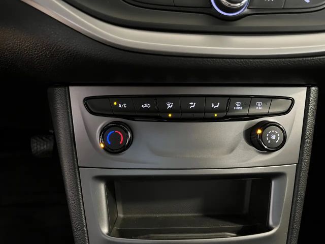 Opel Astra Business