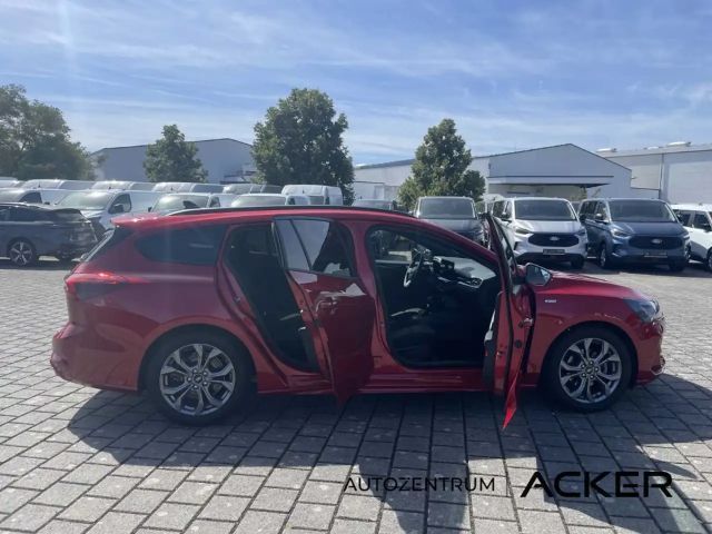 Ford Focus ST Line Wagon