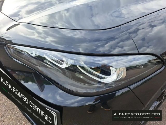 Alfa Romeo Giulia AT8 Q4 Turbo Veloce