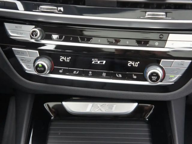 BMW iX3 Inspiring iX3