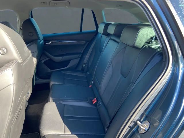 Skoda Octavia 2.0 TDI Combi Style Style