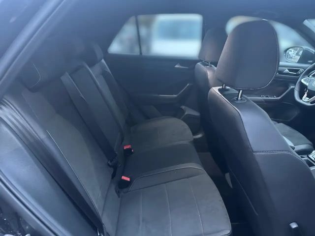 Volkswagen T-Roc 1.5 TSI DSG R-Line