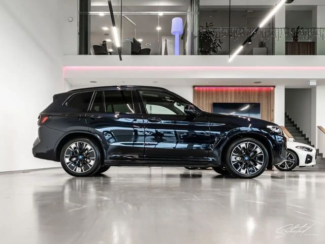 BMW iX3 iX3