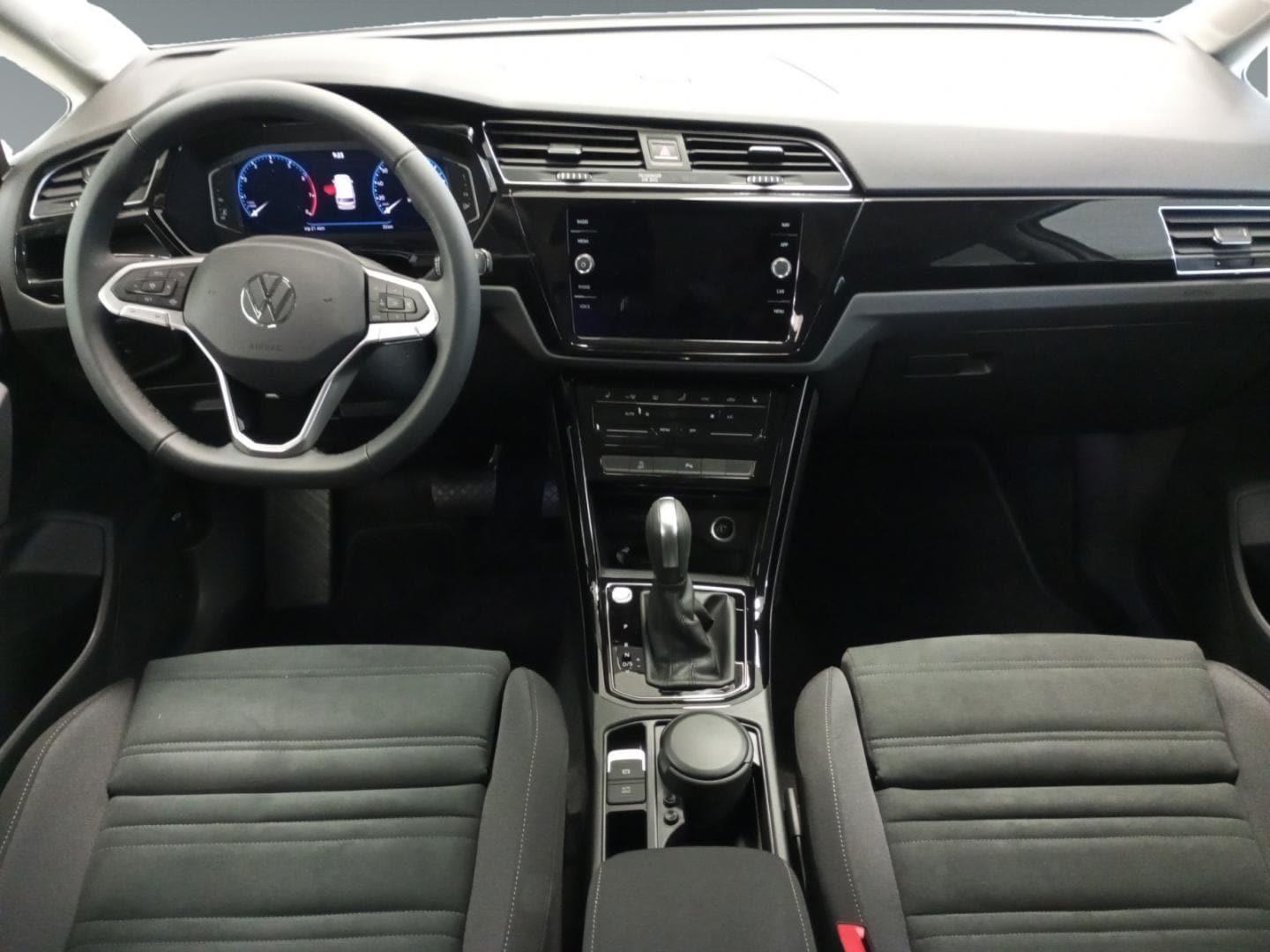 Volkswagen Touran 1.5 TSI Highline R-Line