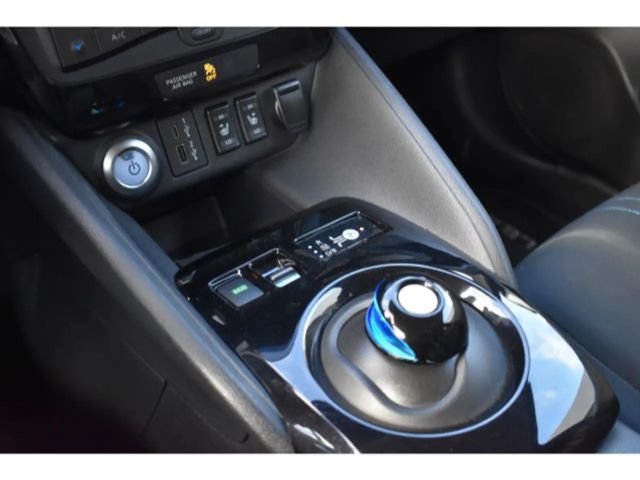 Nissan Leaf N-Connecta