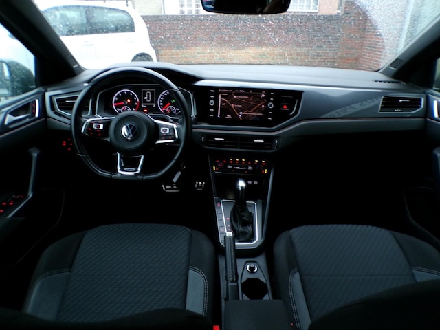 Volkswagen Polo DSG Highline R-Line