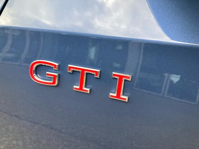 Volkswagen Golf 2.0 TSI DSG Golf VIII Style