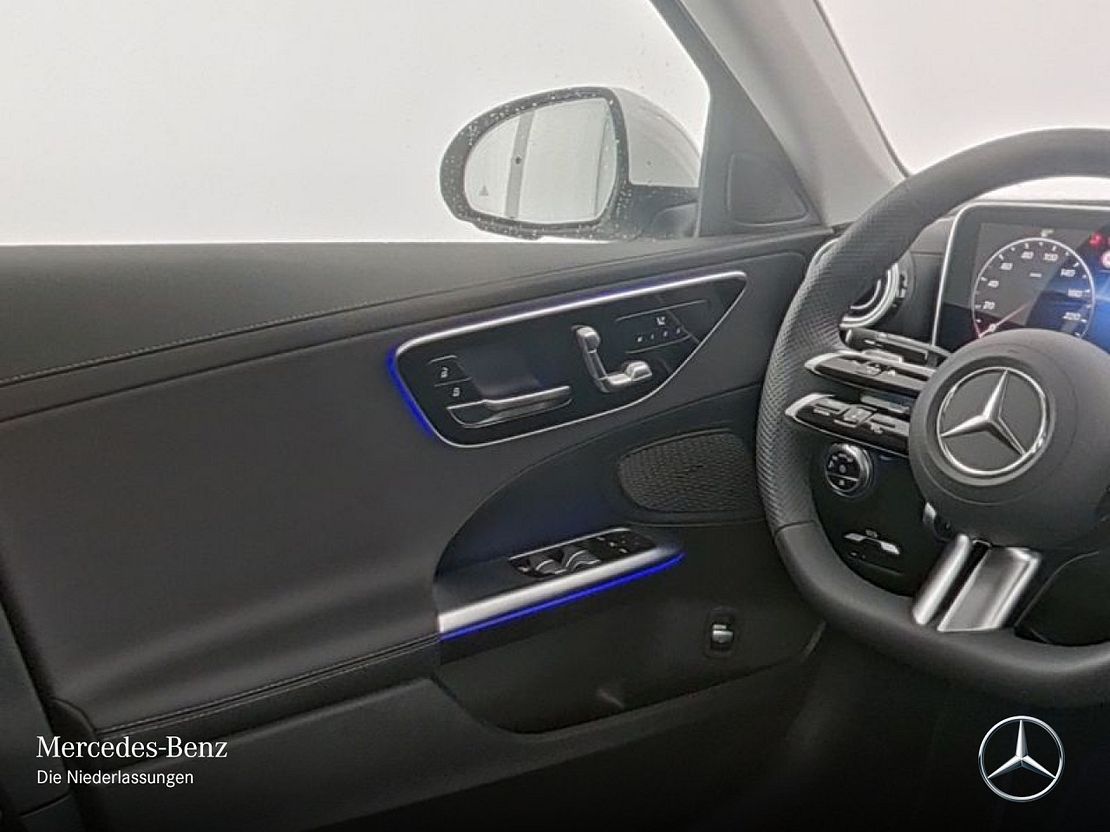 Mercedes-Benz C 200 C 200 d Sedan