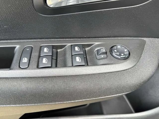 Peugeot 208 1.2 Pure Tech NAVI ÜBER CARPLAY MIRROR