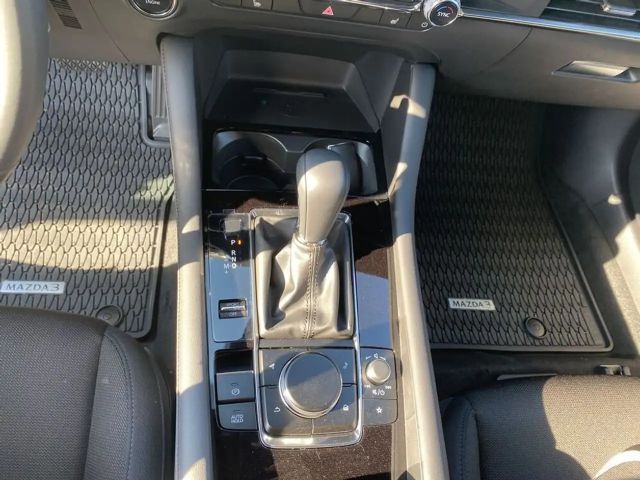 Mazda 3 4WD SkyActiv