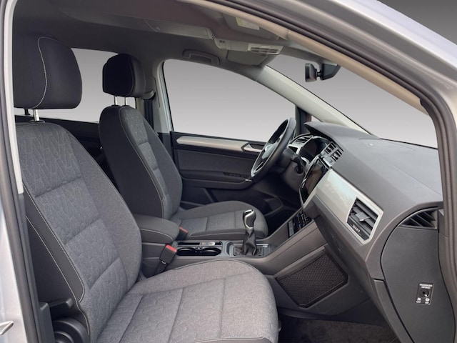 Volkswagen Touran 1.5 TSI Move