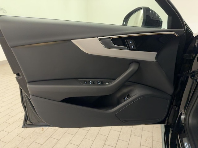 Audi A4 40 TDI Avant S-Tronic