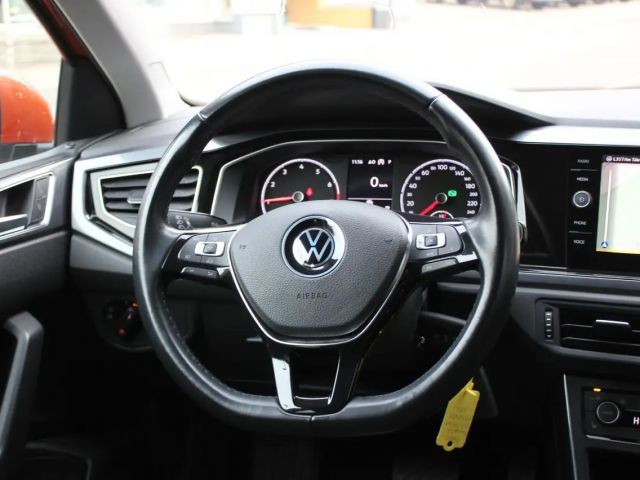 Volkswagen Polo 1.0 TSI DSG Highline