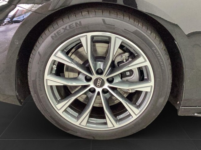 Audi A6 Avant Quattro S-Tronic