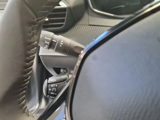 Peugeot E-208 Active Pack