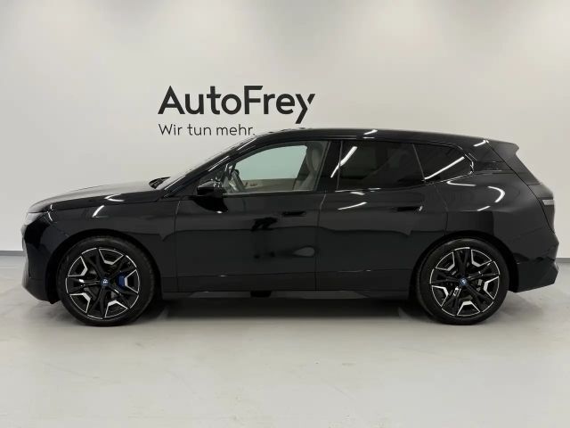 BMW iX xDrive50