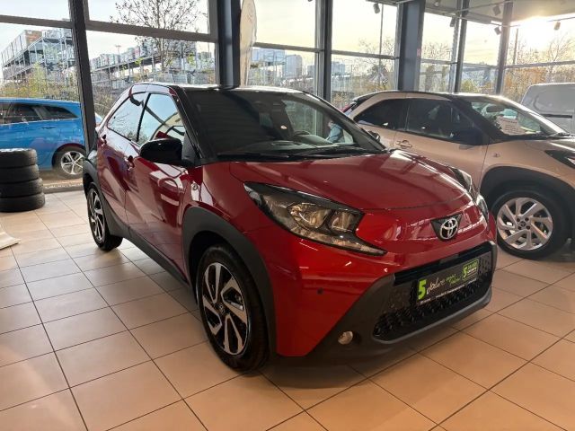 Toyota Aygo X 1.0 VVT-i Hatchback Team D