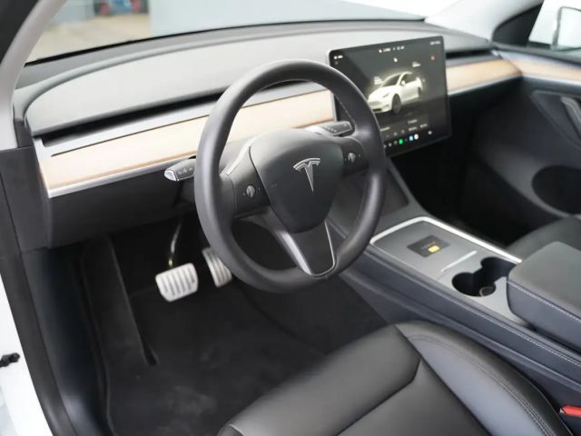 Tesla Model Y Performance