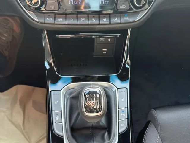 Hyundai i30 1,5 DPI GO Plus LED Navi...