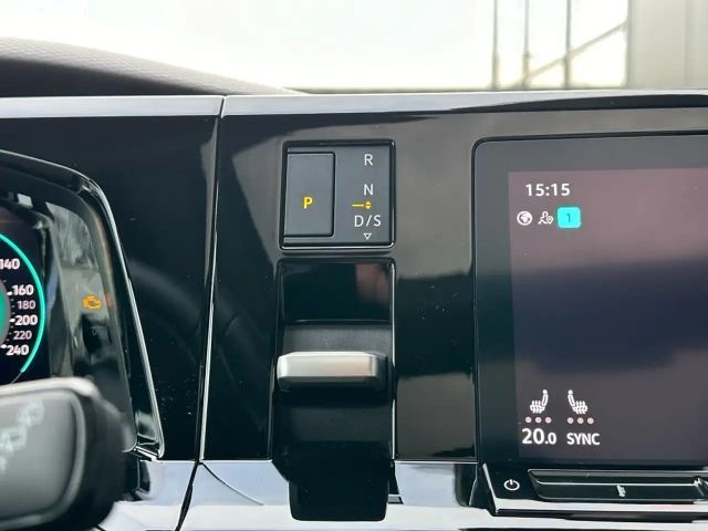 Volkswagen Multivan 2.0 TDI DSG Style T7