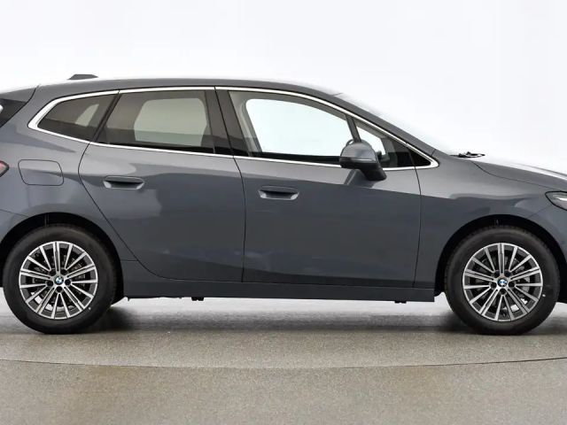 BMW 218 218d Active Tourer Sedan