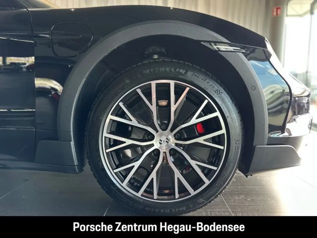 Porsche Taycan 4S Cross Turismo