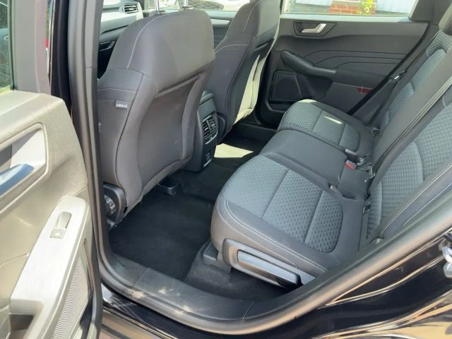 Ford Kuga Cool & Connect
