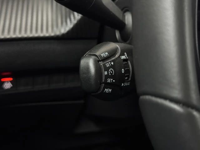 Peugeot 208 Allure Pack