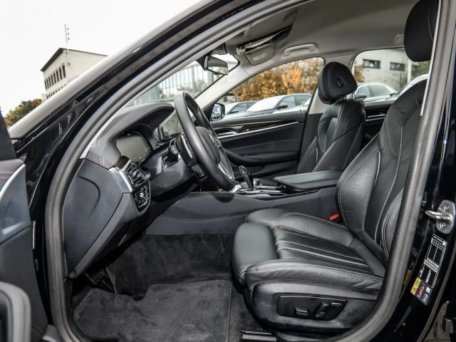 BMW 530 530e Luxury Line