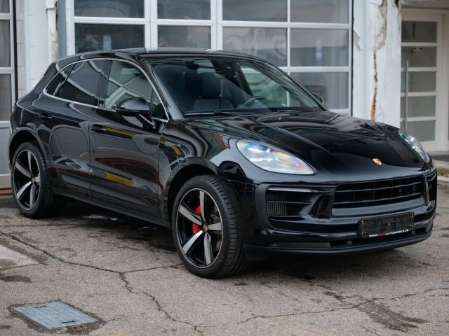 Porsche Macan S