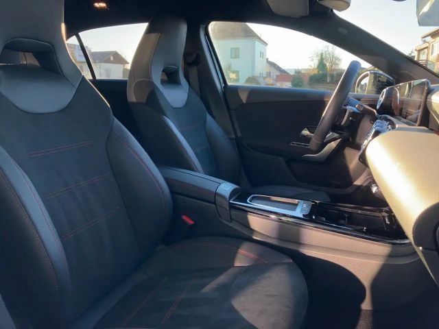 Mercedes-Benz A 180 AMG Line Hatchback