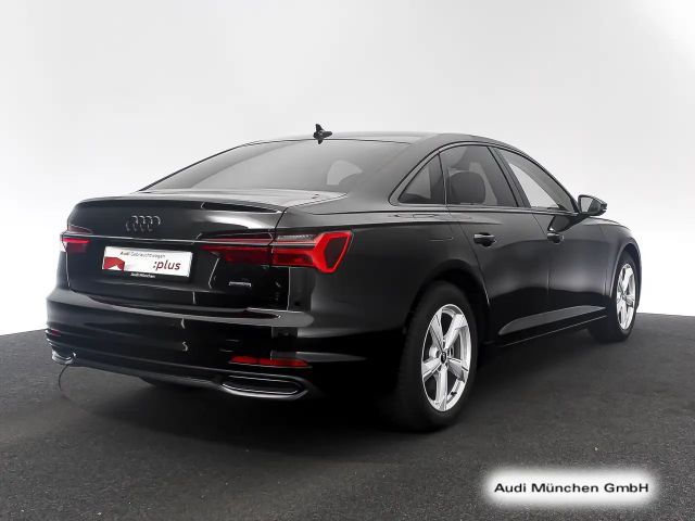 Audi A6 45 TFSI Quattro Sedan