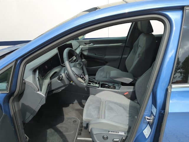 Volkswagen Golf 1.5 eTSI DSG Golf VIII