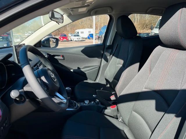 Mazda 2 Homura SkyActiv e-Skyactiv