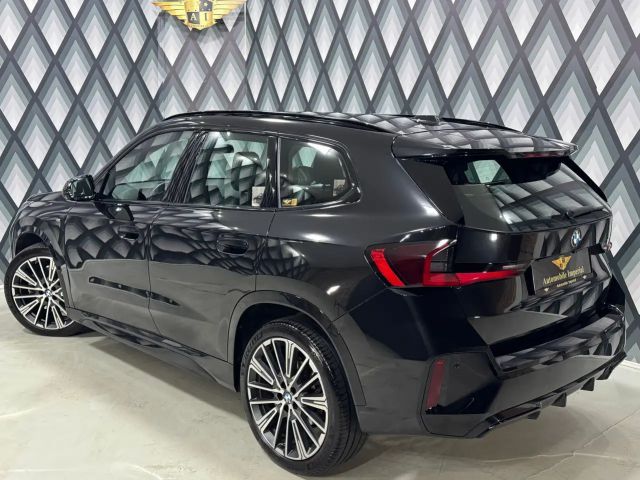BMW X1 xDrive23d (U11) // M-PAKET // AHK // 1. BESITZ //