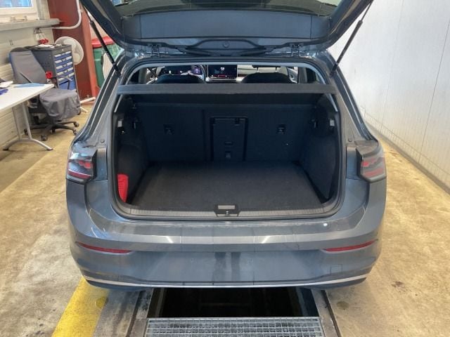 Volkswagen Golf 1.5 eTSI DSG Golf VIII