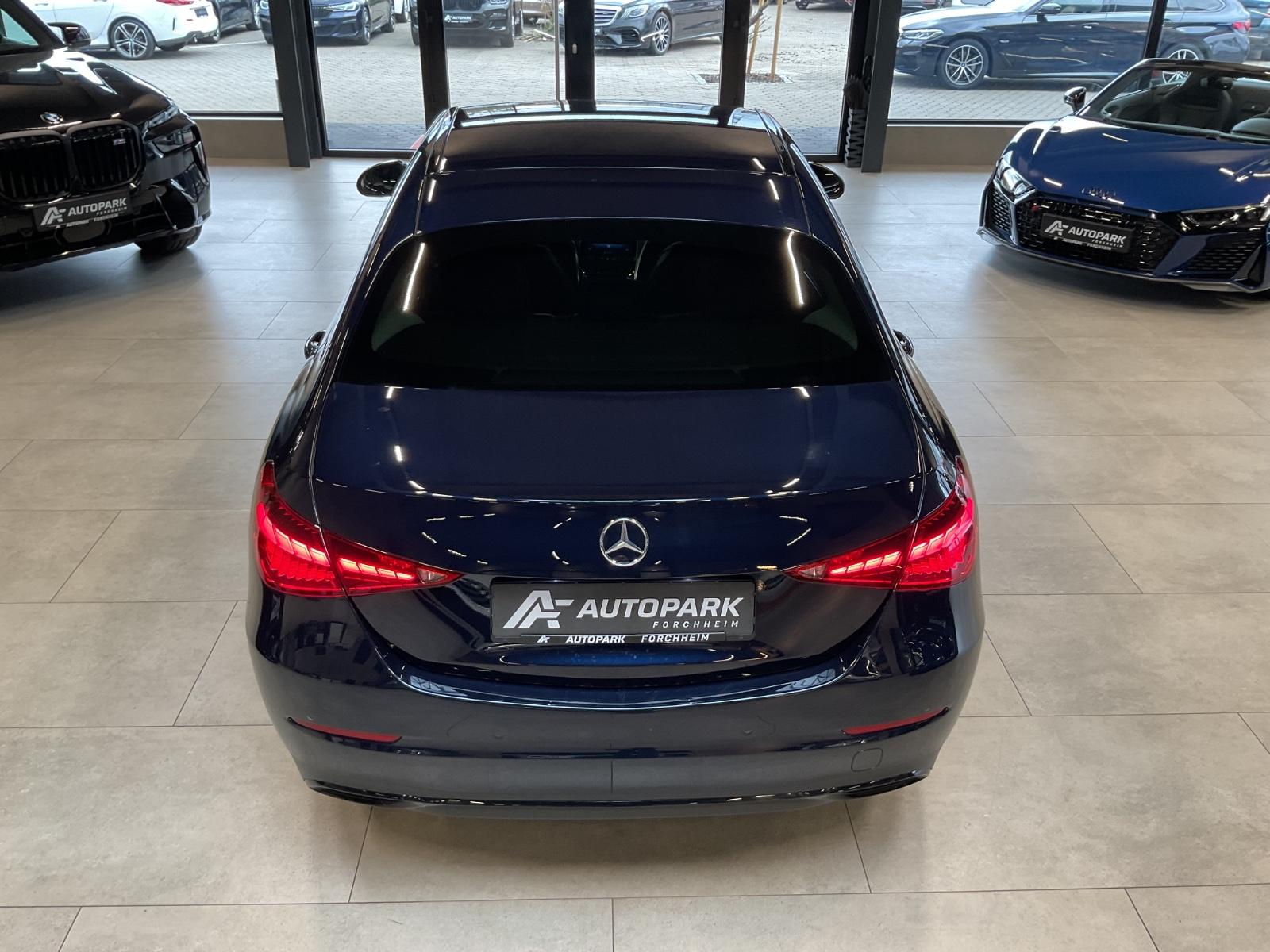 Mercedes-Benz C 200 AVANTGARDE Sedan