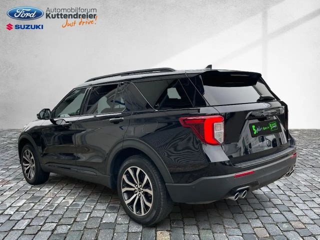 Ford Explorer ST Line