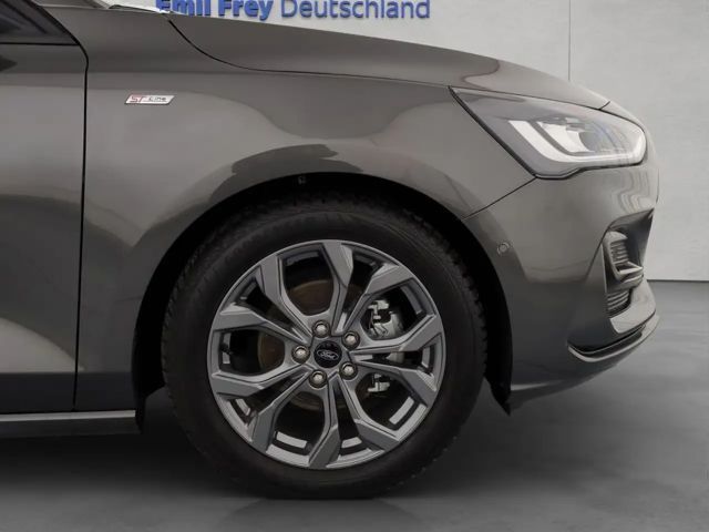 Ford Focus ST Line Wagon