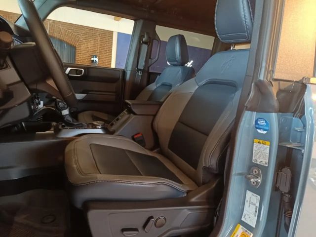 Ford Bronco 4x4 AWD Outer Banks