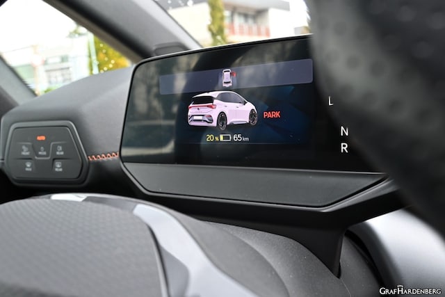 Cupra Born Born HUD LED PDC Kamera ACC